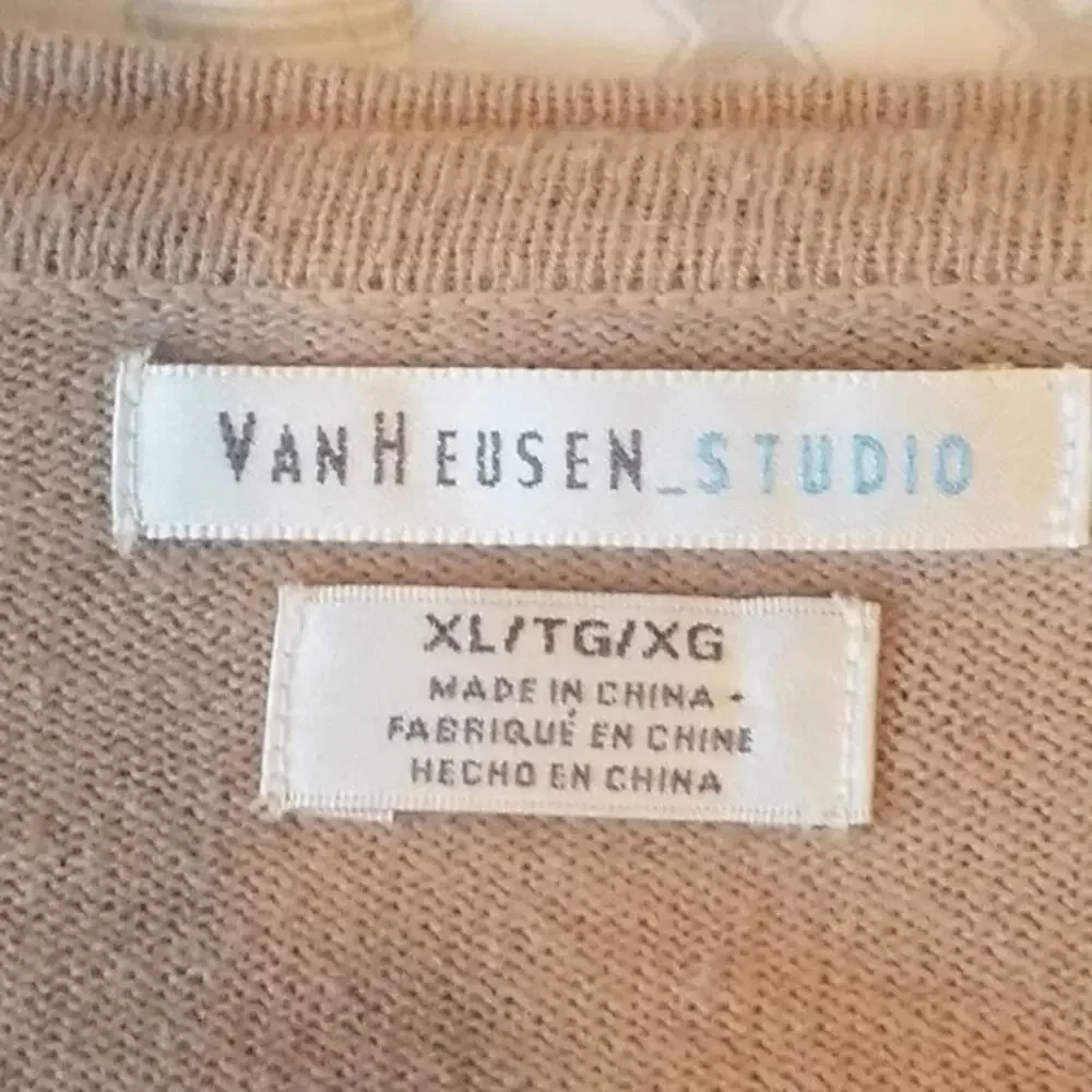 Van‎ Heusen sweater XL